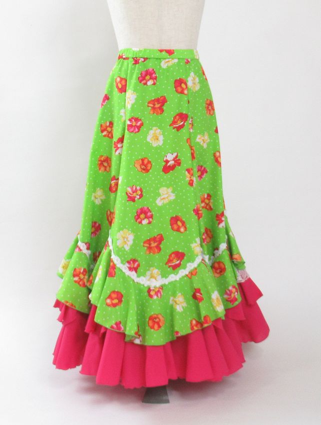 ★USED★U-4　子供用フラメンコファルダ　スカート　W47-54　丈74　身長140-145　黄緑花柄　現品限り
