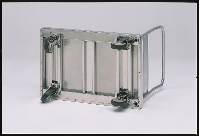 ステンレスＬ型台車ＮＷ－９０６０裏面