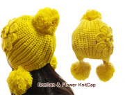 140936大きなボンボンがキュートなお花ニット帽子　ニットキャップ