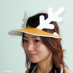 鹿に変身帽子「シカバイザー」