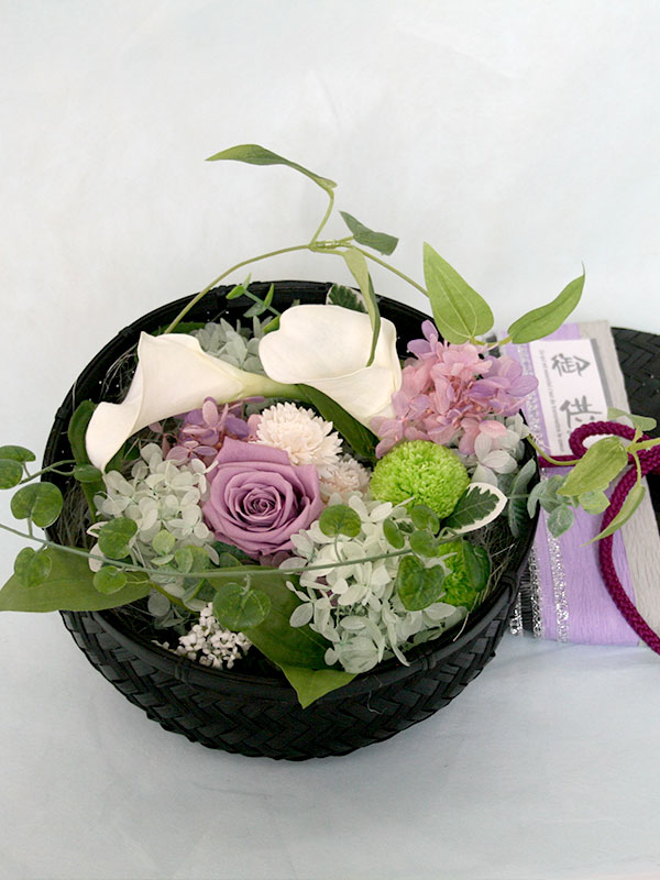 和カゴアレンジ・バラカラー