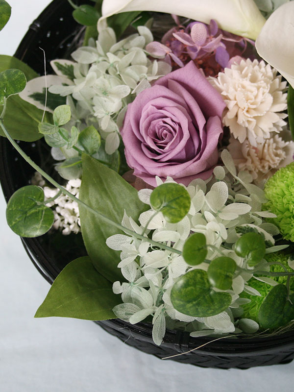 和カゴアレンジ・バラカラー