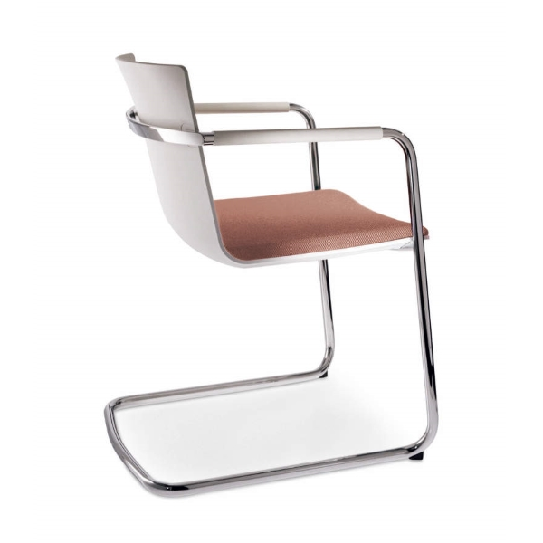 ウィルクハーン 180レンジ ネオス 肘付きミーティングチェアー 座クッション付き 背樹脂(ホワイトシェル) XWH-1833WHK65648