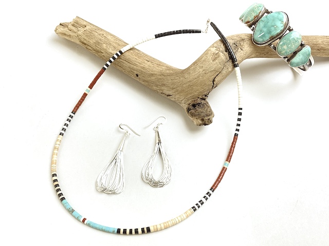 サントドミンゴ　34-0349-F　ドレイン・カラバザ作　マイクロHeishi（ヒシ）ネックレス　全長　約490mm