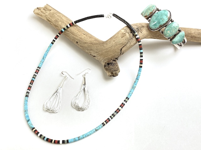 サントドミンゴ　34-0349-G　ドレイン・カラバザ作　マイクロHeishi（ヒシ）ネックレス　全長　約490mm