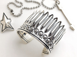 直輸入純正品 CODY SANDERSON コディサンダーソン 02-0461 フェザー・ヘッド・スター・ブレスレット