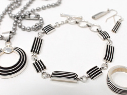 【当店別注】ナバホ　02-0471　Francis Jones フランシスジョーンズ作　エッジプレート　7ピース・リンクブレスレット