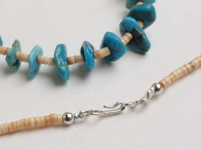 NAVAJO BEADS ターコイズ&シェルネックレス/60cm NAVAJO BEADS ターコイズ&シェルネックレス/60cm