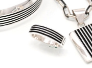 ナバホ 01-0067 Francis Jones フランシスジョーンズ作 エッジプレート・ストレート・リング