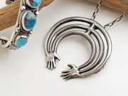 ナバホ　03-0643　1960年代アンティーク　ナジャ（Naja）