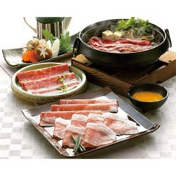 黒毛和牛と黒豚のすきやき肉　《9193-683》