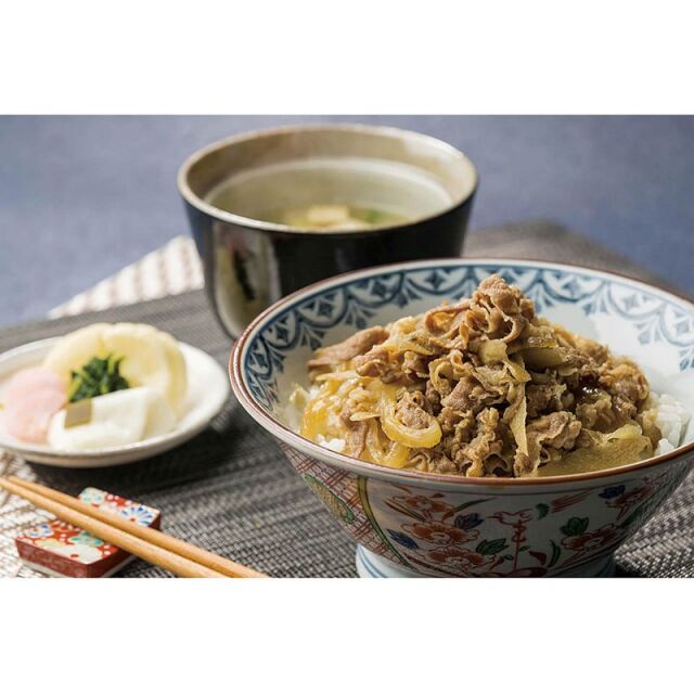 日本料理寺田 料理長・寺田監修　牛丼135ｇ×3《1895-430A26》