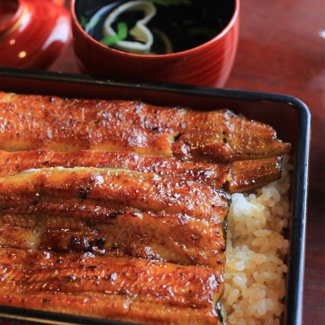 特大 鹿児島県産うなぎ蒲焼セット（永谷園お吸い物付）　《7942-471-24》