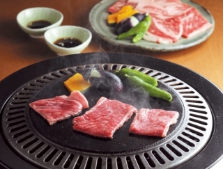 近江牛焼肉肩ロース６００ｇ