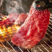 黒毛和牛 焼肉 肩ロース500ｇ《1892-698A26》
