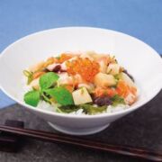 陸奥三陸 たっぷり海鮮丼6個セット《9193-192》