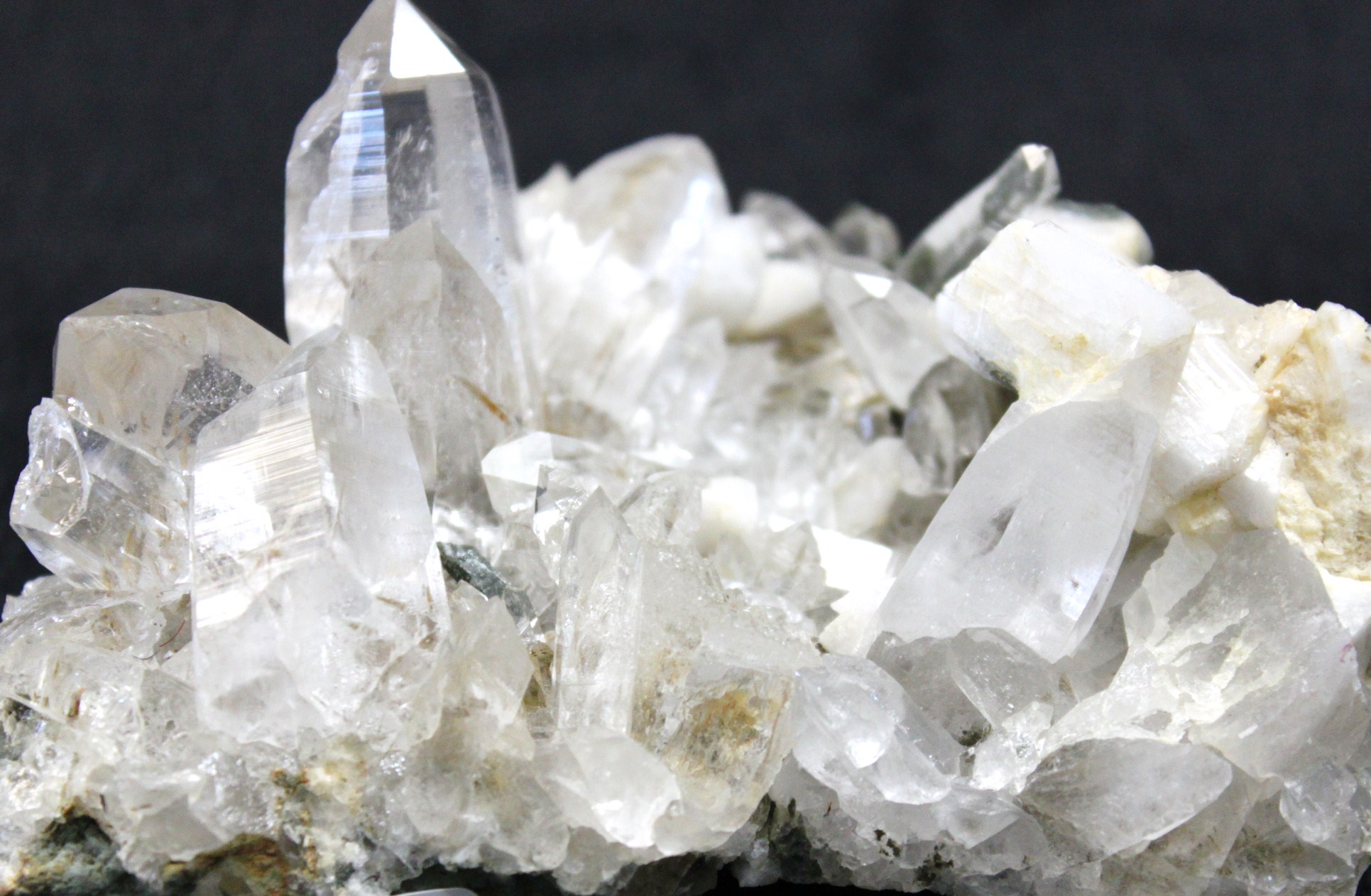 最高級　ガネーシュヒマール水晶クラスター　