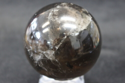 黒水晶　　６８ミリ　