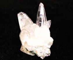 ガネーシュヒマール水晶クラスター