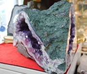 トンネル型 アメジストドーム 8.2kg　