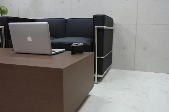 ローテーブル　テーブル　オフィス　高級　店舗　リビング　ウォールナットダーク Grand-R