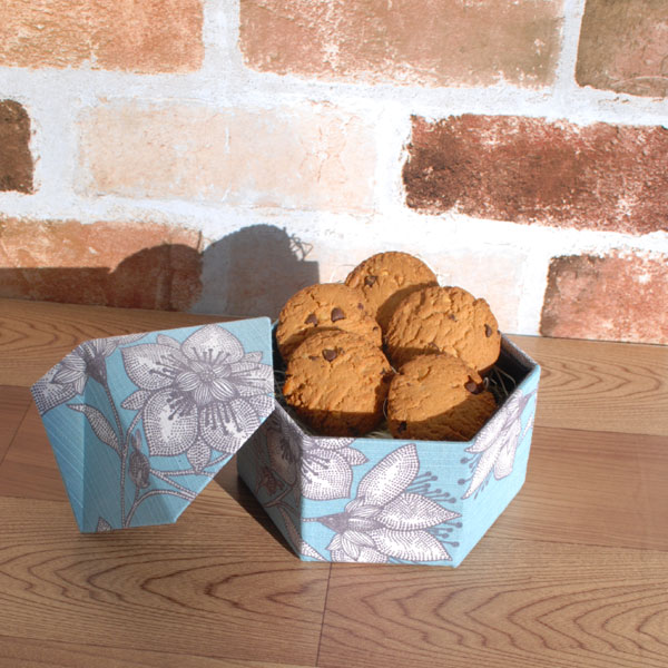 六角アートボックス　ラウハ