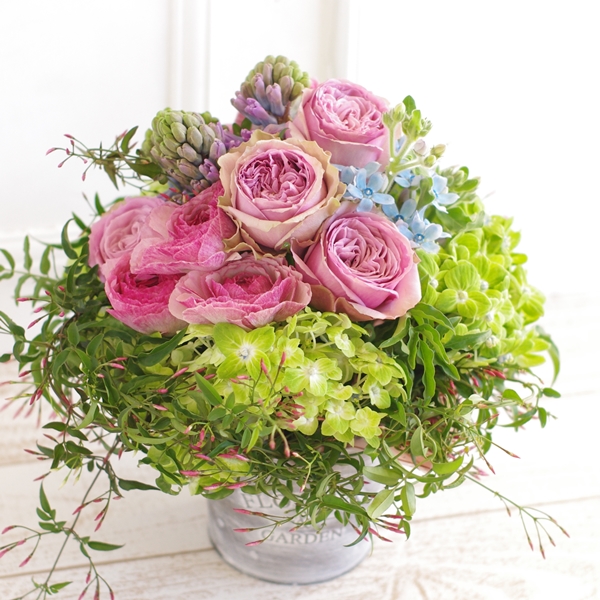 【生花】　アレンジメント（消費税・送料込み　￥6500）　FA50099