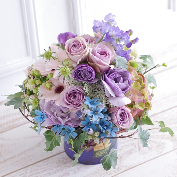 【生花】　アレンジメント（消費税・送料込み　￥8000）　FA50092