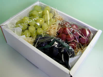 田中隆二さんのぶどう お任せ詰め合せセット中箱 約2.3kg 3～4房