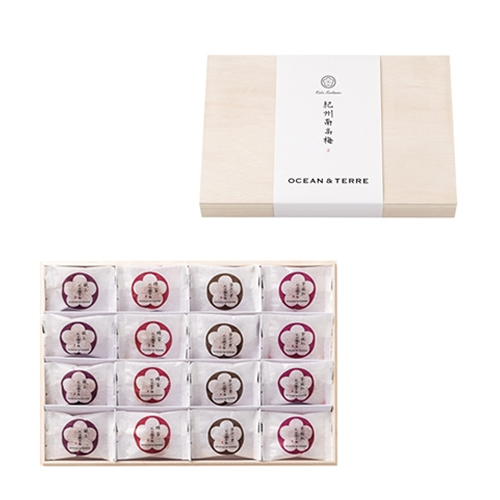 Premium 紀州南高梅 16粒 木箱入り (A382)