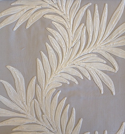 Pure Marigold trail Embroidery236630 132cmx1M以上10ｃｍ単位でカット販売(海外取寄せ)