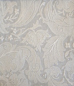Pure Bachelors Button Embroidery236615  135cmx1M以上10ｃｍ単位でカット販売(海外取寄せ)