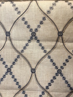Apsley Embroidery21005（海外取り寄せ） 134cmx60cm2枚以上で５％OFF