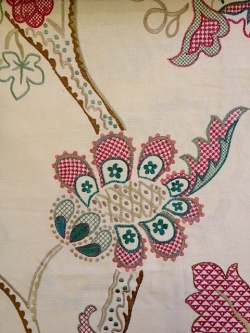 Roslyn Embroidery DVIPRE303 137cmx1M以上10ｃｍ単位でカット販売(海外取寄せ)
