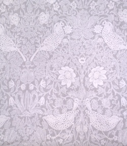 strawberrythiefembroidery236073.jpg