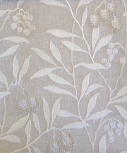 Pure Arbutus Embroidery236619 131cmx1M以上10ｃｍ単位でカット販売(海外取寄せ)