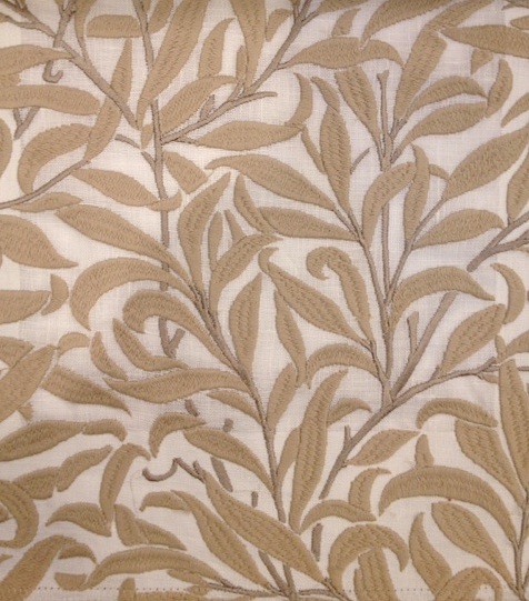 なくなり次第終了Pure Willow Bough Embroidery 236064 135.5cmx50cmカットクロス　会員登録+２枚以上でさらに5%OFF!