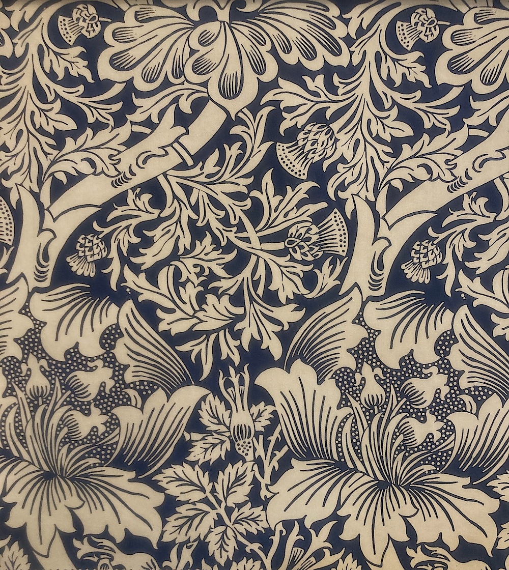 W.モリスEmery Walker's House Collectionより"Rose&Thistle227035" 137cmx1ｍ以上10cm単位でカット(海外取寄せ)