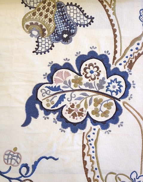 Roslyn Embroidery DVIPRE302 137cmx1M以上10ｃｍ単位でカット販売(海外取寄せ)