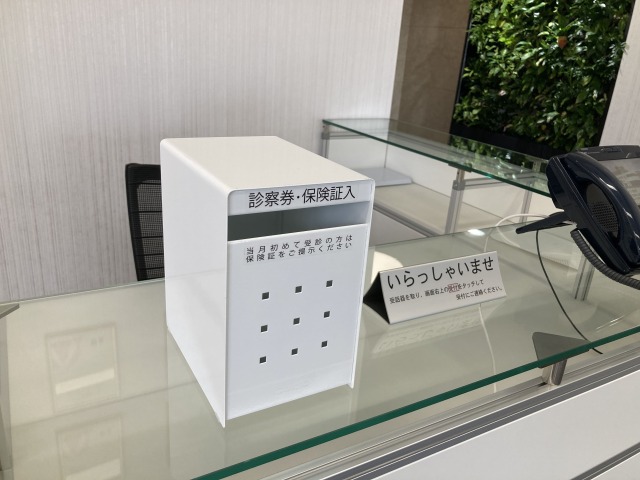 診察券ボックスSB-LW使用例