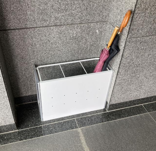 折りたたみ傘立て 36本収納 (FUS-36)