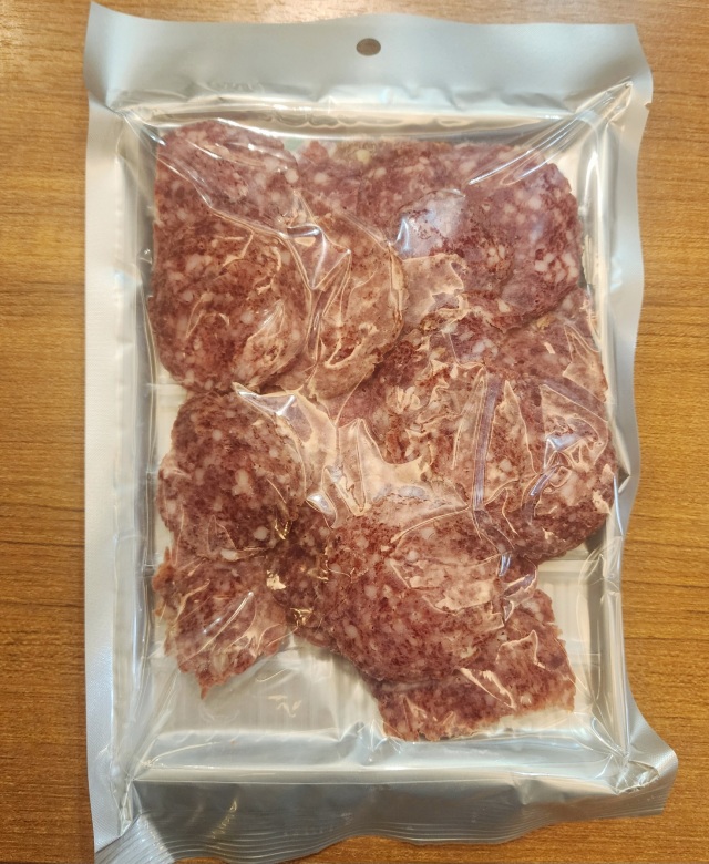 【ほぼ当店☆限定爆売れ！！！】牛たんサラミ特用パック！！～店舗限定。めったに通販では出しません。