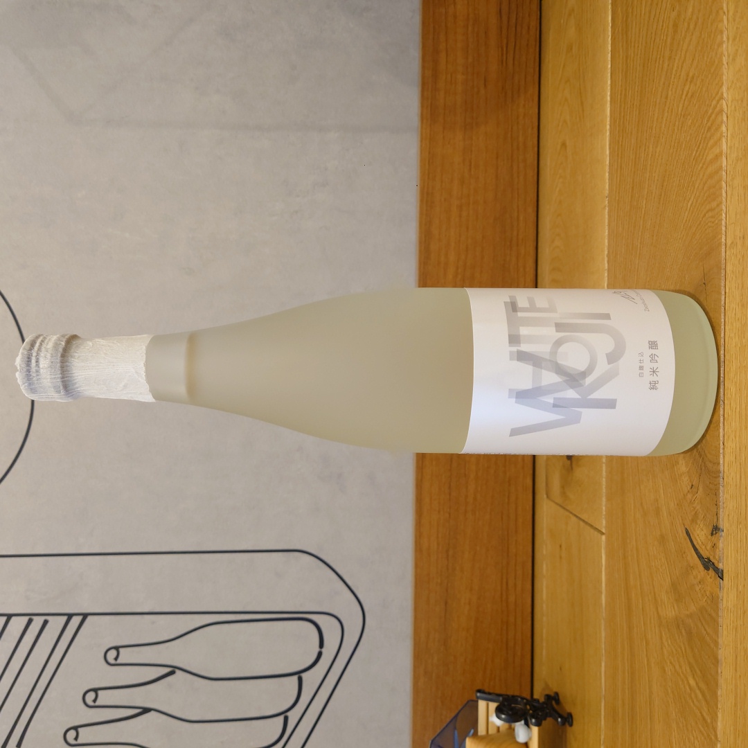 【販売店限定】蔵王 純米吟醸 白麹仕込み～焼酎用の白麹仕込み。蔵王での酸味と甘みのバランス。