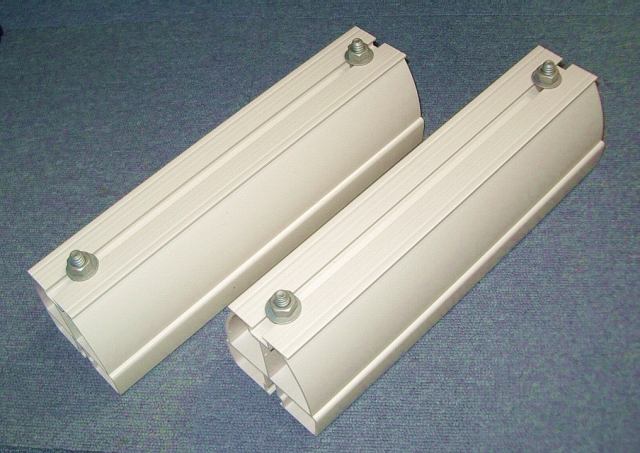 ミライ】 GKB-400M エアコン固定ブロック 400mm ミルキーホワイト