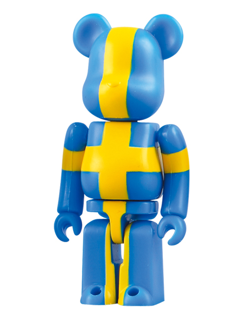 BE＠RBRICK 16 FLAG