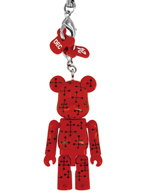 MEDICOM TOY EXHIBITION 2012先行販売 Happy BE@RBRICK EAMES RED Ver. ベアブリック 70%