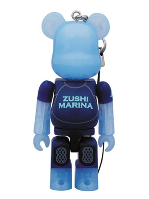 逗子マリーナ BE@RBRICK 100％