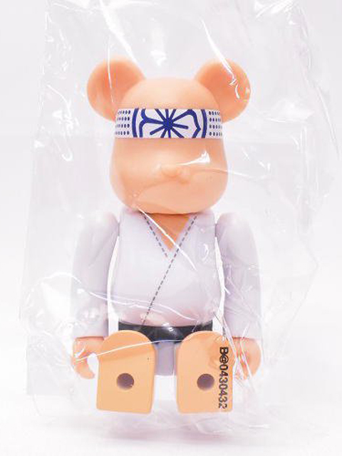 BE＠RBRICK ベアブリック SERIES43 ARTIST裏 (Cobra Kai)