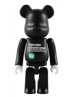 ＷＦ2009(夏)限定 Wonder Showcase BE@RBRICK 100%