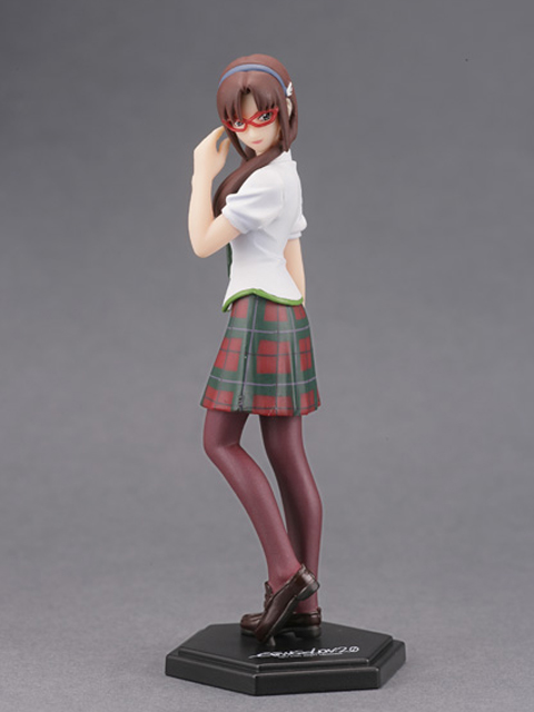 月刊 ニュータイプ 真希波・マリ・イラストリアス 制服Ver.